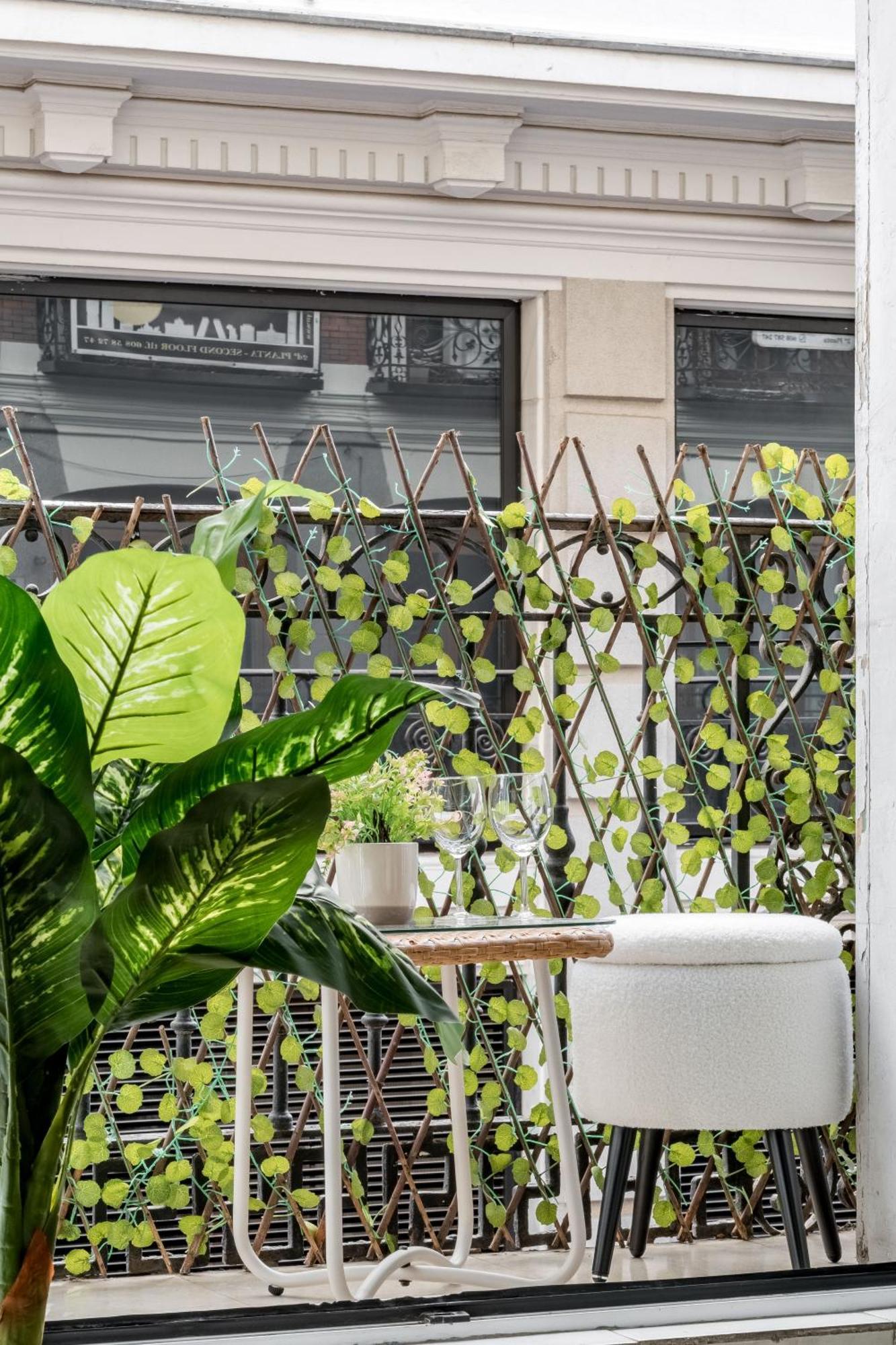 Charming Gran Via Madrid Apartment Bagian luar foto